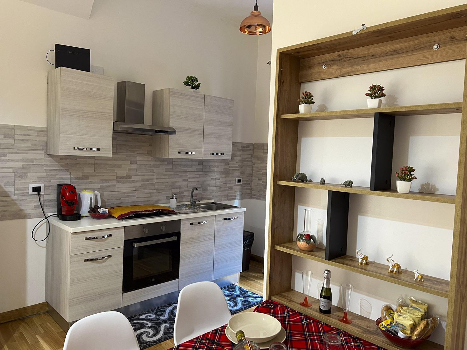 European - Town Center Self Check-in Apartment